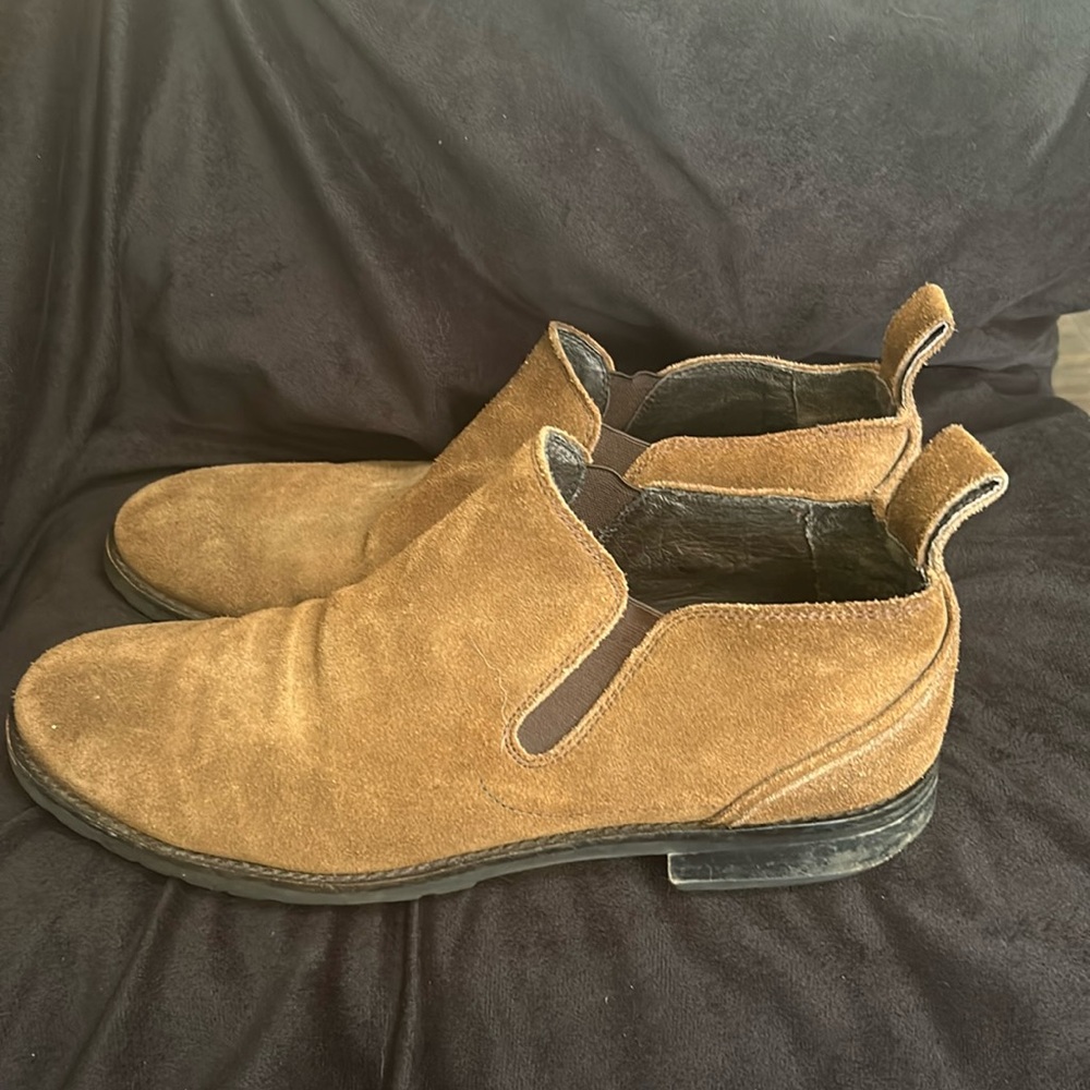 Bacco Bucci Studio Brown Suede Slip on Ankle Boots